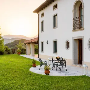 Tenuta Castagnera , Tarzo Italia