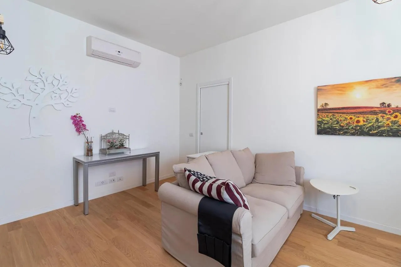Joivy Cosy 1-Bed Near Milano Centrale Apartment