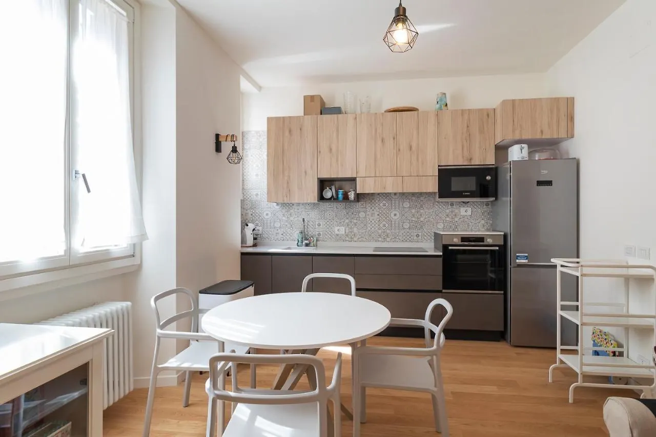 Joivy Cosy 1-Bed Near Milano Centrale Apartment